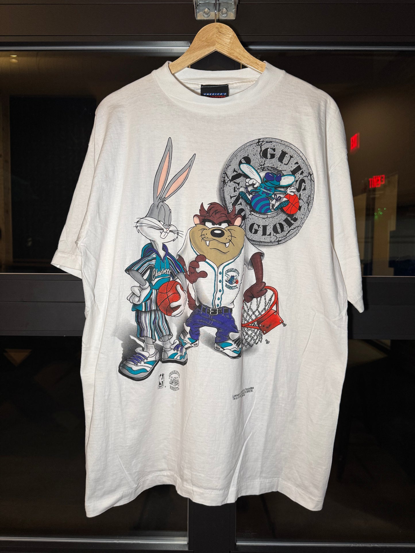 90s Looney Tunes Hornets Tee