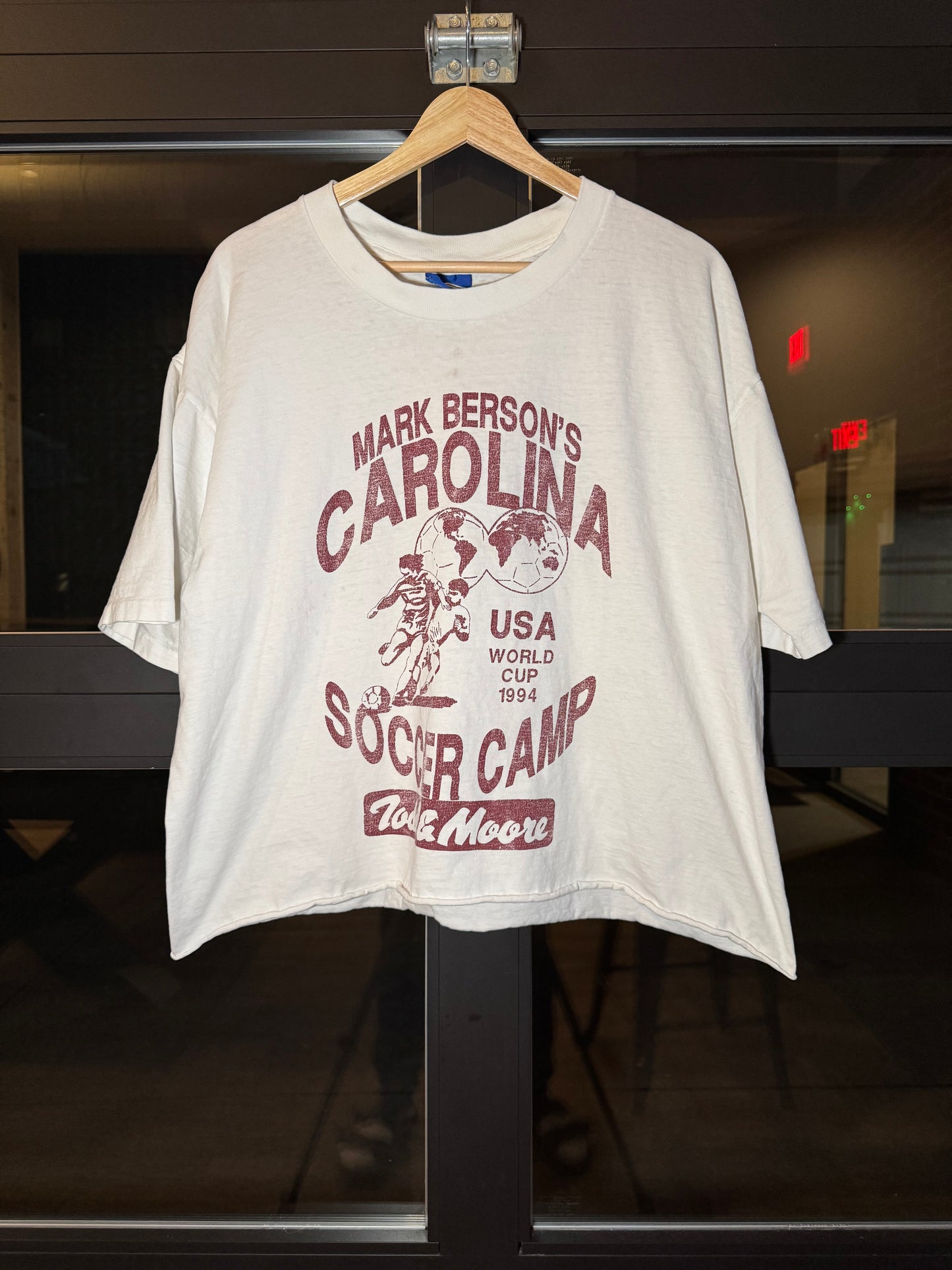 94’ Carolina Soccer Camp cropped Tee